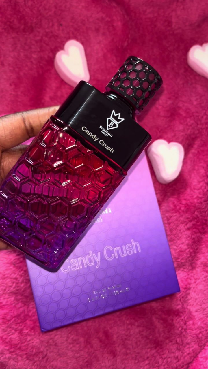 Candy crush perfect sweet sugary fragrance you cant go wrong with  if you like to smell like candy.                                   Top Notes: Vanilla, Pear, Marshmallow, Rum, Violet Leaves, Ylang-Y